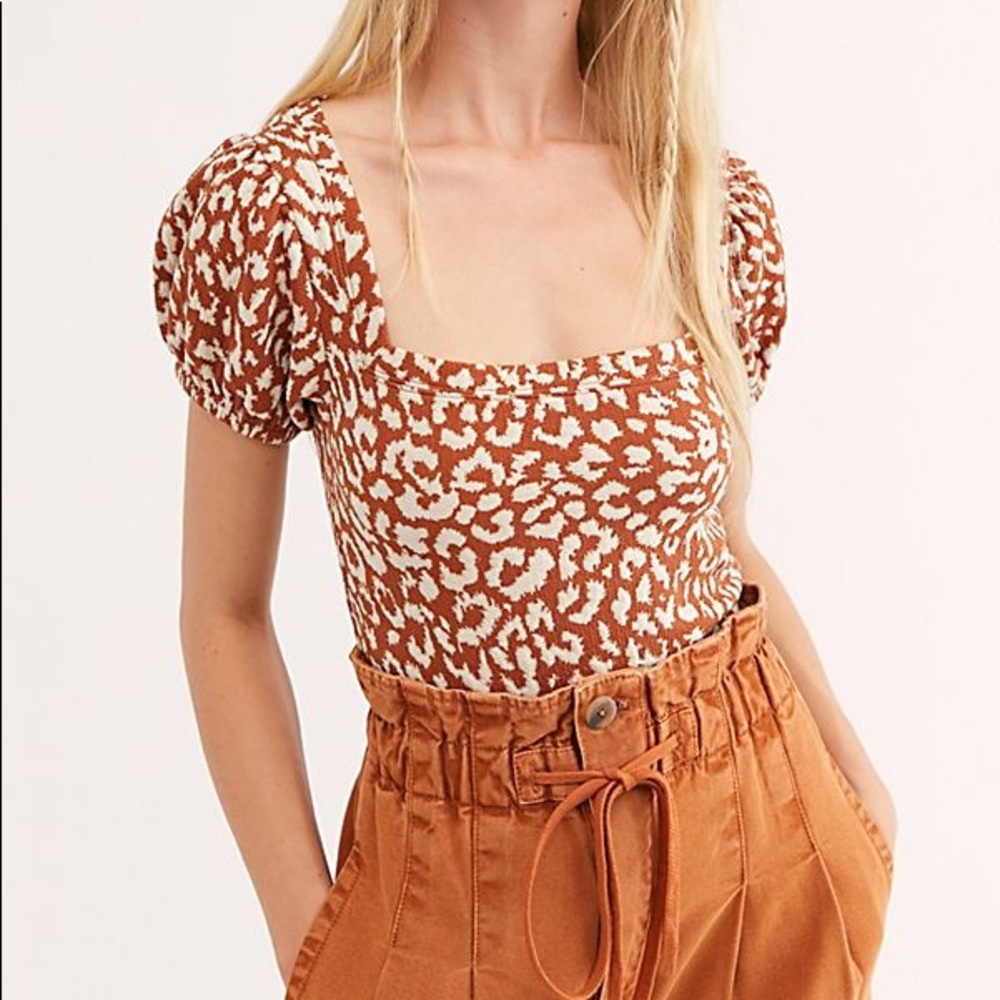 SOLD—Free People No Tyle Animal Tee